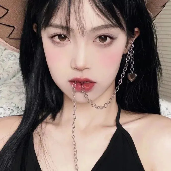 姐姐对我来说是女人